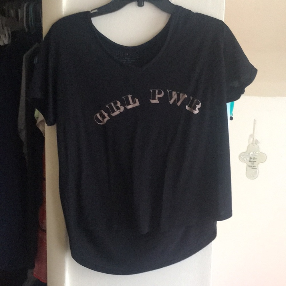 Black GRL PWR crop top